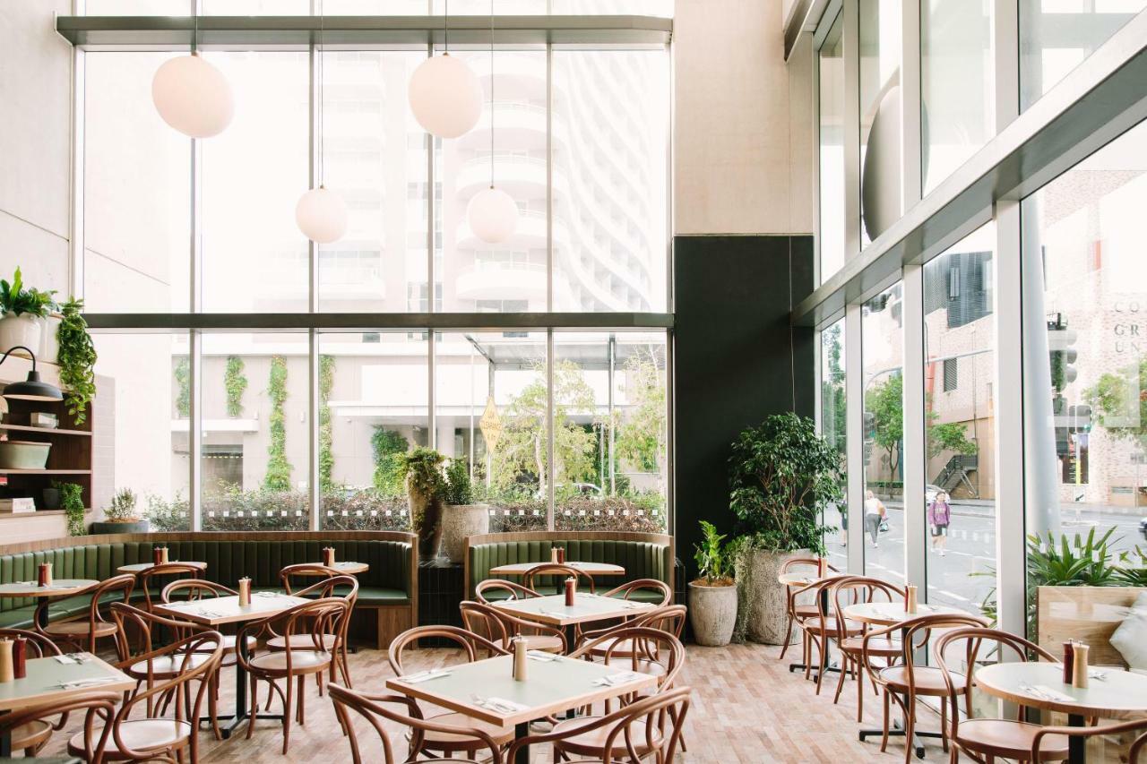 Hotel Mantra South Bank 4*