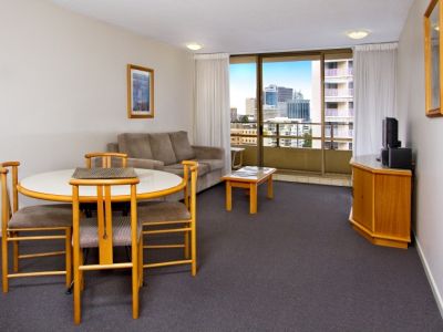 Summit 4* Brisbane