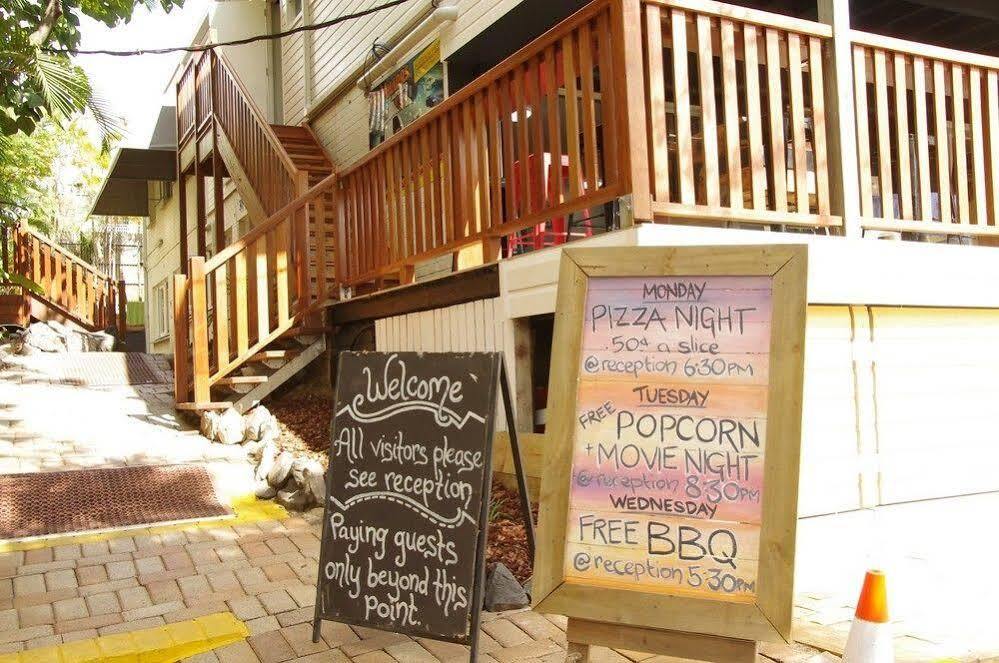 Albergue Somewhere To Backpackers *