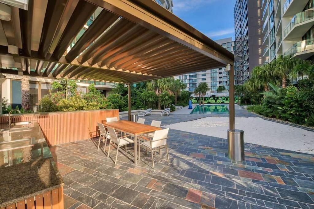 Apartment Capri Newstead By Slife Brisbane