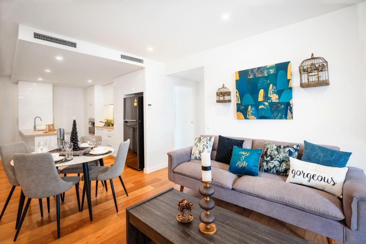 Apartment The Opulent Design Apt In South Brisbane